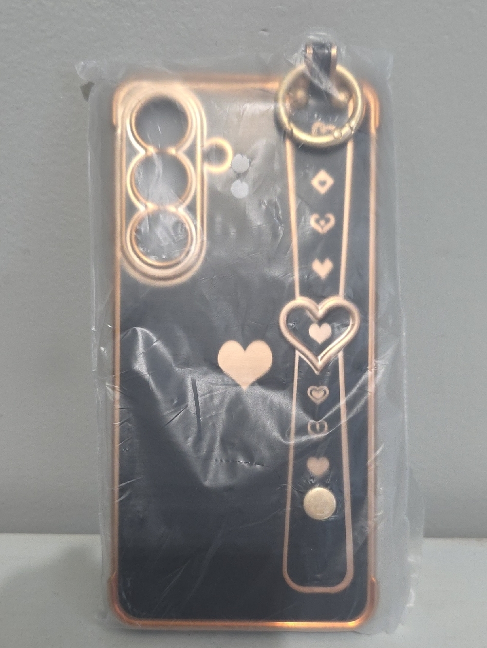 Stylish Black and Rose Gold Heart Strap Samsung Galaxy 26S Ultra Phone Case